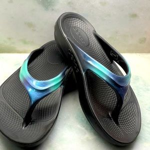 OOFOS Thong Orthopedic sandals